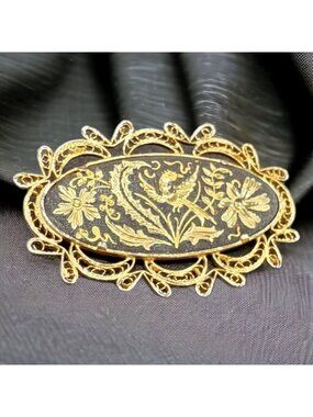 Vtg Damascene Brooch Black Gold Tone Trombone Clasp Filagree Floral Oval
